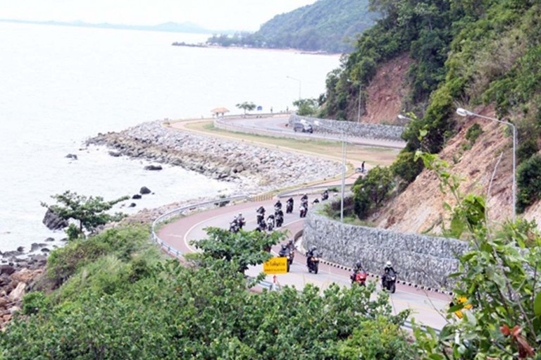 เที่ยวคลายร้อนกับกลุ่มบิ๊กไบค์