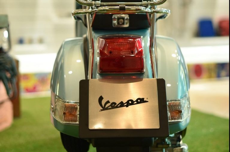 วสปิอาริโอ เผยโฉม “เวสป้า พีเอ็กซ์ ทัวร์ริ่ง อิดิชั่น”