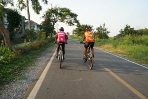 สถานที่แนวฮิปสเตอร์ ในกรุงเทพฯ, ปั่นจักรยาน