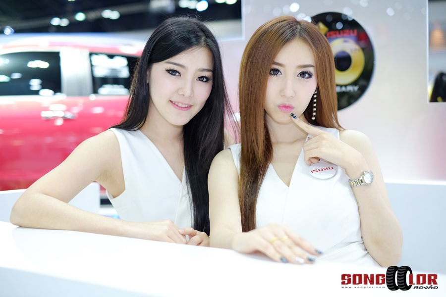 รวมภาพพริตตี้ สวยใส น่ารักสุดๆ ในงาน Motor Expo 2017