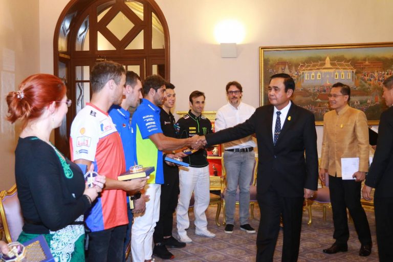 “บิ๊กตู่” มั่นใจ “โมโตจีพีไทยแลนด์” ช่วยยกระดับความสัมพันธ์ระหว่างประเทศ เปิดทำเนียบต้อนรับ 5 นักแข่งดัง