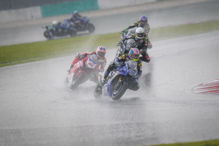 ยามาฮ่า ไทยแลนด์ เรซซิ่งทีม บิดสนั่นคว้าชัยรุ่น 600 เกมเอเชีย โร้ดเรซ สนาม 1 ที่มาเลเซีย