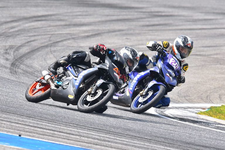 ยามาฮ่า ระเบิดเกมความมันส์ YAMAHA Moto Challenge Special Season สนามที่ 1 เกมชิงชัยความเร็วระดับอาชีวศึกษาบนแทร็คระดับโลก