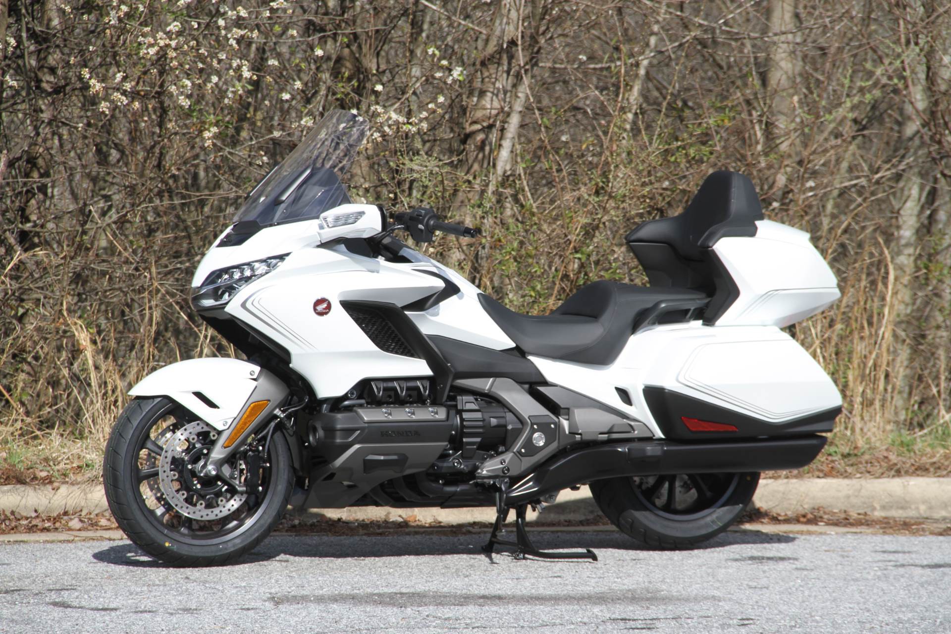 best men's hybrid bicycle