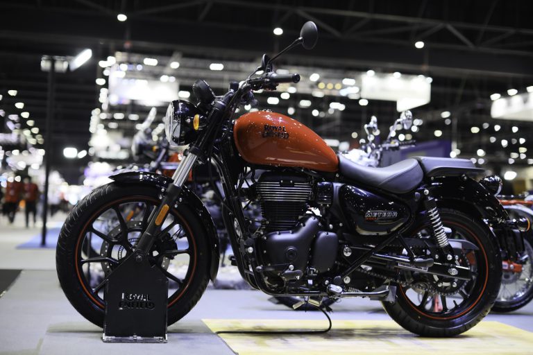 สัมผัส รอยัล เอนฟิลด์ เมทธิออร์ 350 ใหม่ พร้อมจองรถในมอเตอร์ เอ็กซ์โป 2020 และรอยัล เอนฟิลด์ สโตร์ทั่วประเทศ