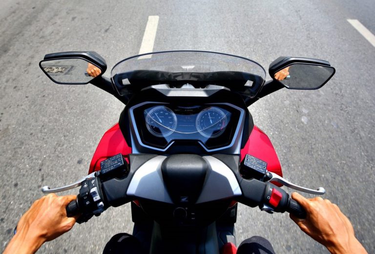 เจาะลึกเทคโนโลยีอัจฉริยะ “Honda Roadsync” เพื่อการเชื่อมต่อรถมอเตอร์ไซค์กับผู้ขับขี่