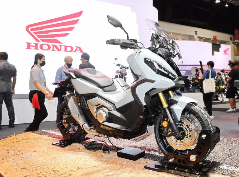 เจาะสเปก All New X-ADV750 สุดยอดรถ SUV Bike สุดแกร่ง เอนกประสงค์ ยกระดับเทคโนโลยีล้ำสมัย