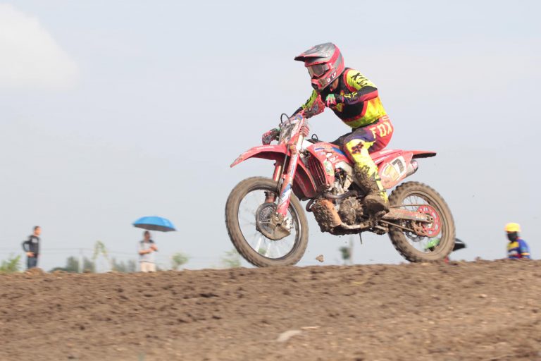 “แซงค์-กฤษฎา” ควบ Honda CRF250R ผงาดแชมป์ซูเปอร์ครอสชิงแชมป์ประเทศไทย สนาม 2