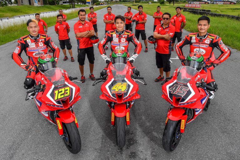 ฮอนด้าส่ง 3 นักบิด ควบ CBR600RR ล่าแชมป์ OR BRIC Superbike